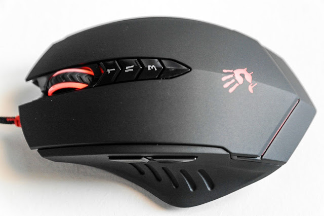 A4tech Bloody V8M 3200DPI Gaming Mouse 3D Wired 8 Keysters LOL CF Dota  Mice 